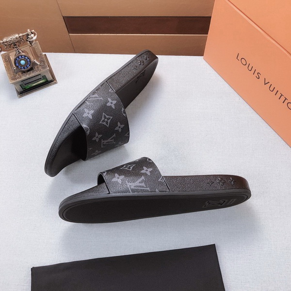 LV men slippers AAA-315(38-45)