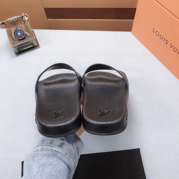 LV men slippers AAA-315(38-45)