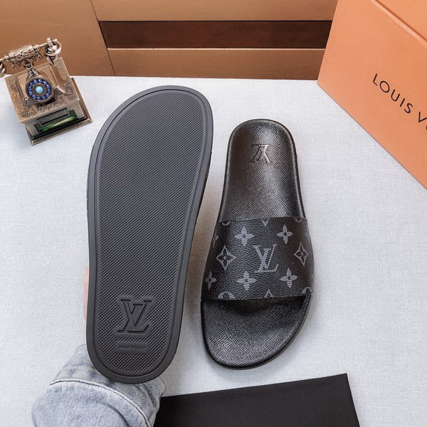 LV men slippers AAA-315(38-45)