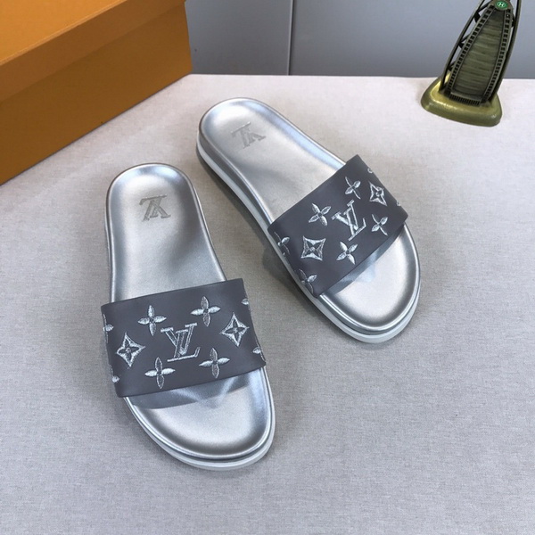 LV men slippers AAA-317(38-45)