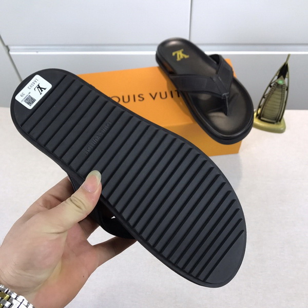 LV men slippers AAA-319(38-45)