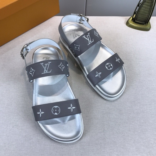 LV men slippers AAA-320(38-45)