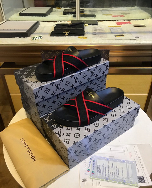 LV men slippers AAA-322(38-45)