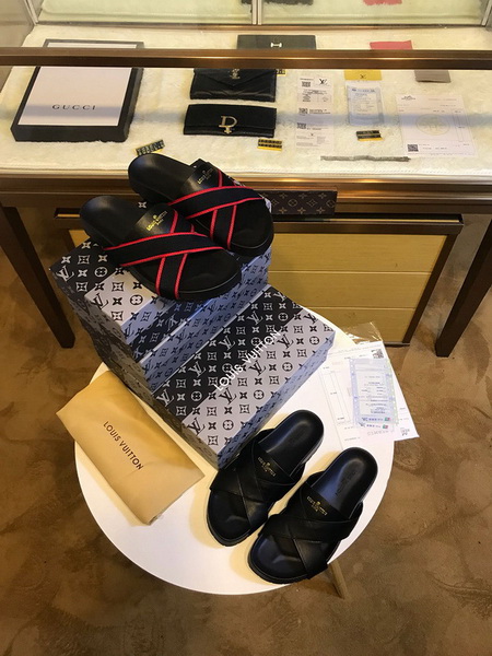 LV men slippers AAA-322(38-45)