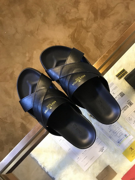 LV men slippers AAA-323(38-45)