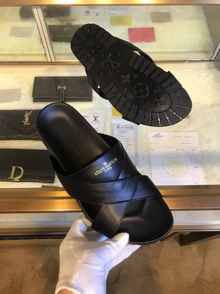 LV men slippers AAA-323(38-45)