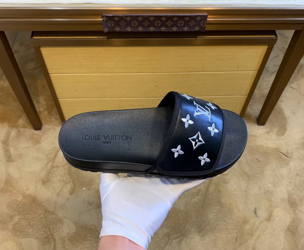 LV men slippers AAA-331(38-45)