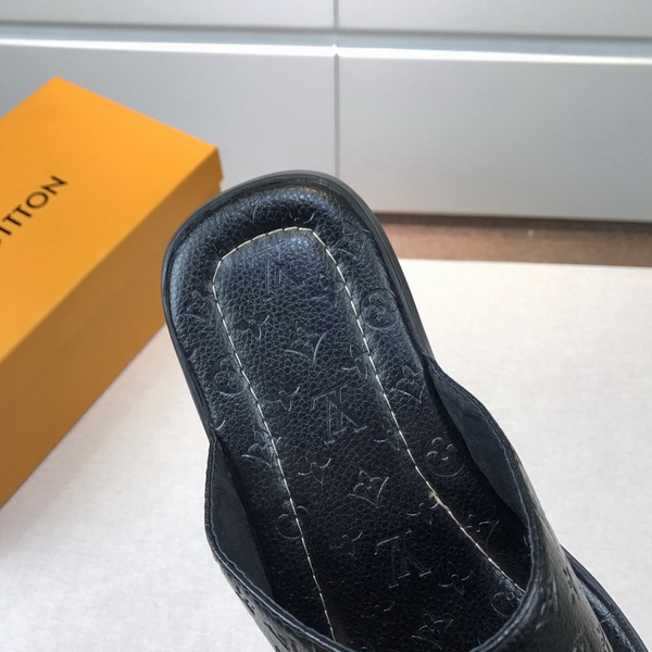 LV men slippers AAA-338(38-45)