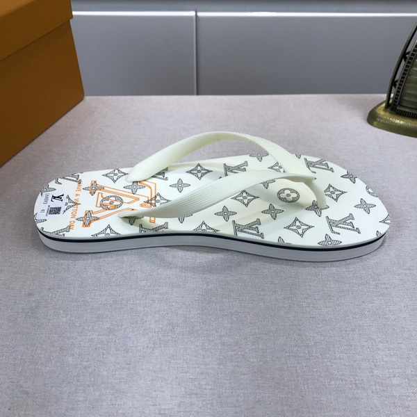 LV men slippers AAA-345(38-45)