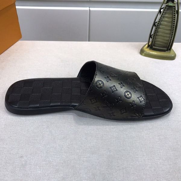 LV men slippers AAA-347(38-45)