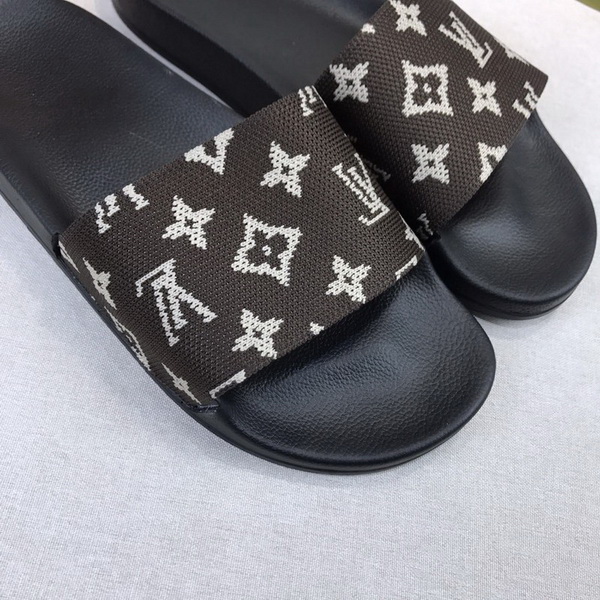 LV men slippers AAA-348(38-45)