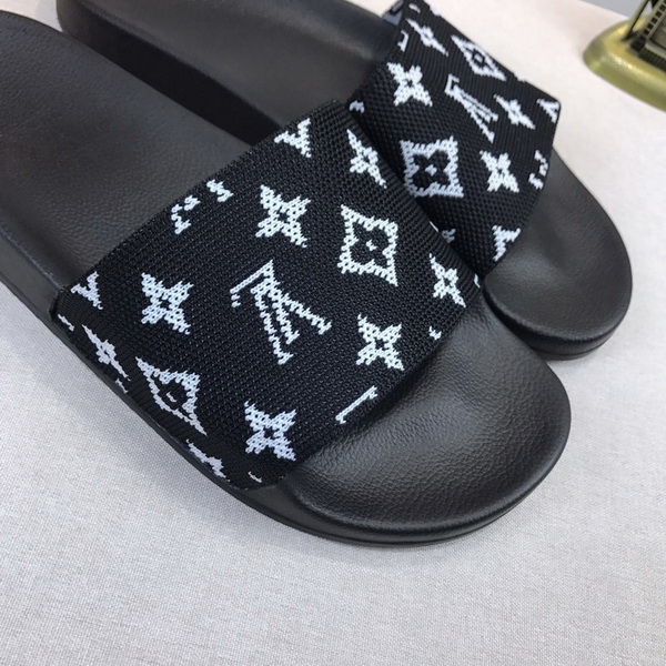 LV men slippers AAA-350(38-45)