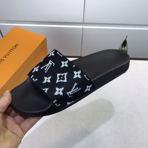 LV men slippers AAA-350(38-45)