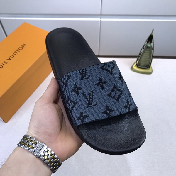 LV men slippers AAA-351(38-45)