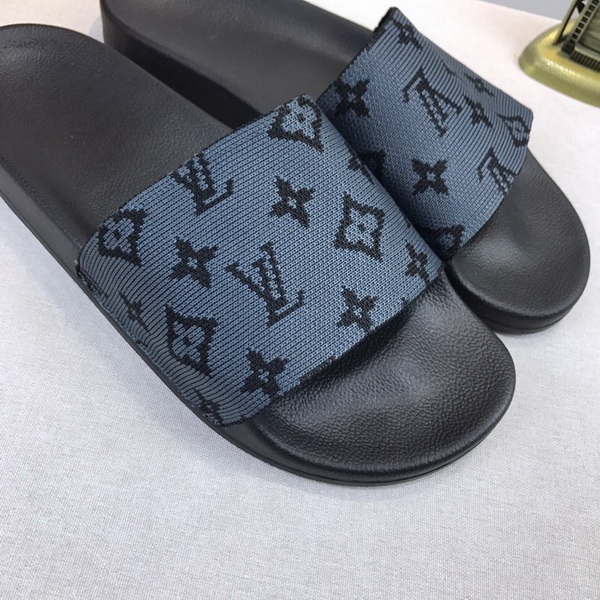 LV men slippers AAA-351(38-45)