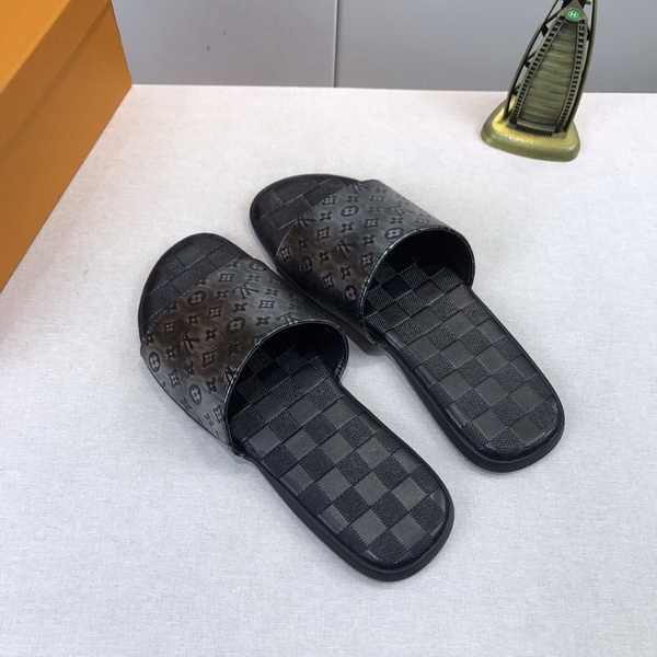 LV men slippers AAA-352(38-45)