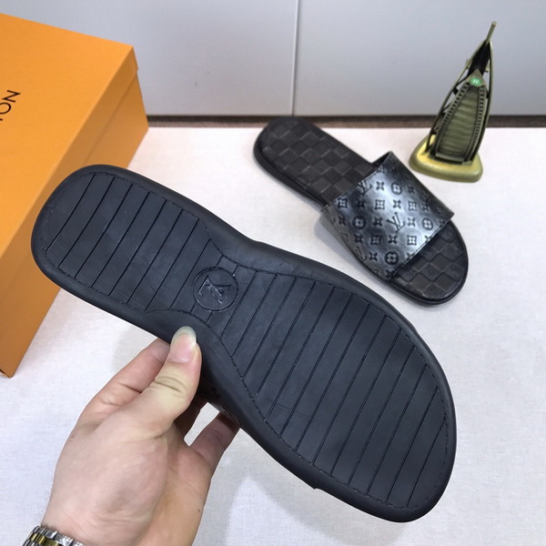 LV men slippers AAA-352(38-45)