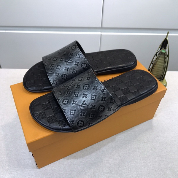 LV men slippers AAA-352(38-45)