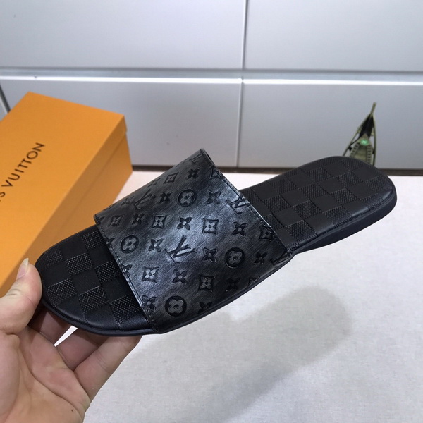 LV men slippers AAA-352(38-45)