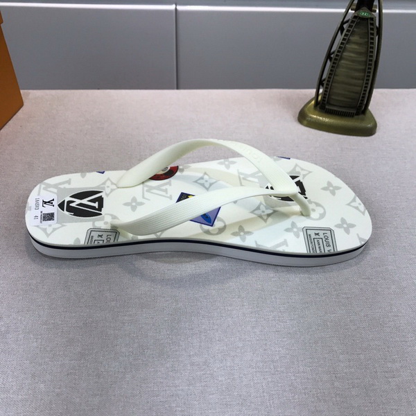 LV men slippers AAA-360(38-45)