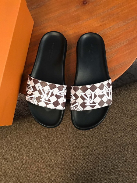 LV men slippers AAA-369(38-45)