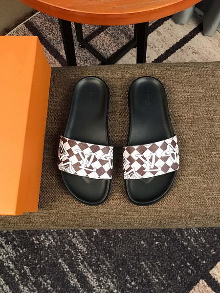 LV men slippers AAA-369(38-45)