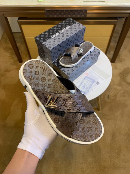 LV men slippers AAA-383(38-45)