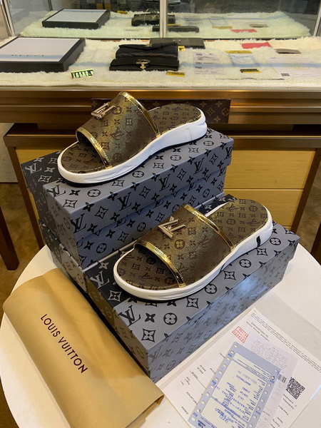 LV men slippers AAA-384(38-45)