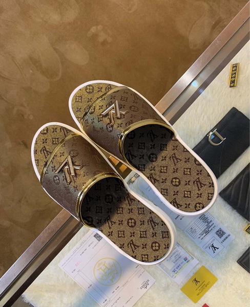 LV men slippers AAA-384(38-45)