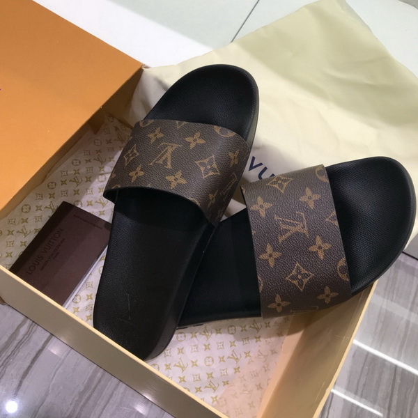 LV men slippers AAA-391(39-45)