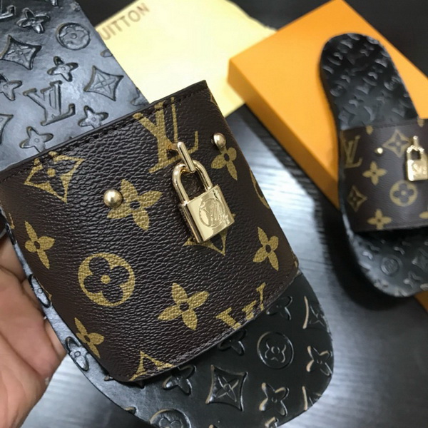 LV men slippers AAA-394(39-45)