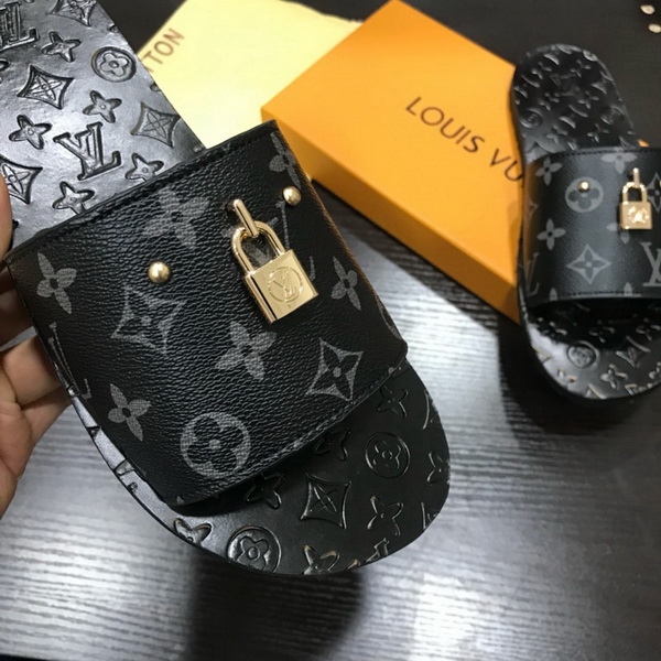 LV men slippers AAA-395(39-45)