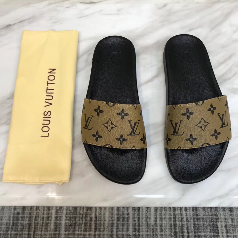 LV men slippers AAA-400