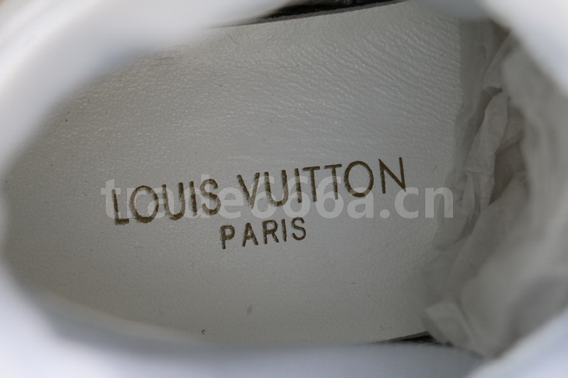 LV Men shoes 1;1 quality-2192