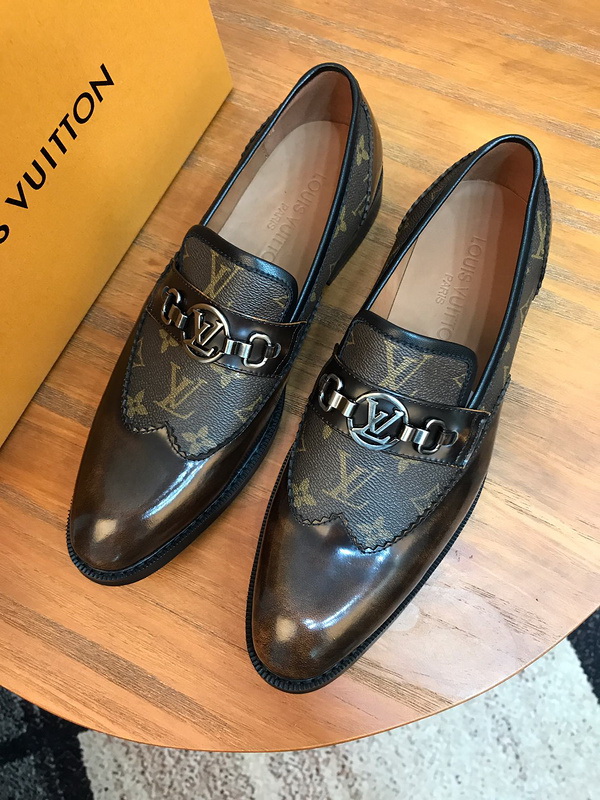 LV Men shoes 1;1 quality-2215