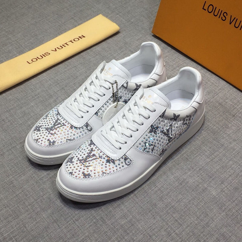 LV Men shoes 1;1 quality-2231