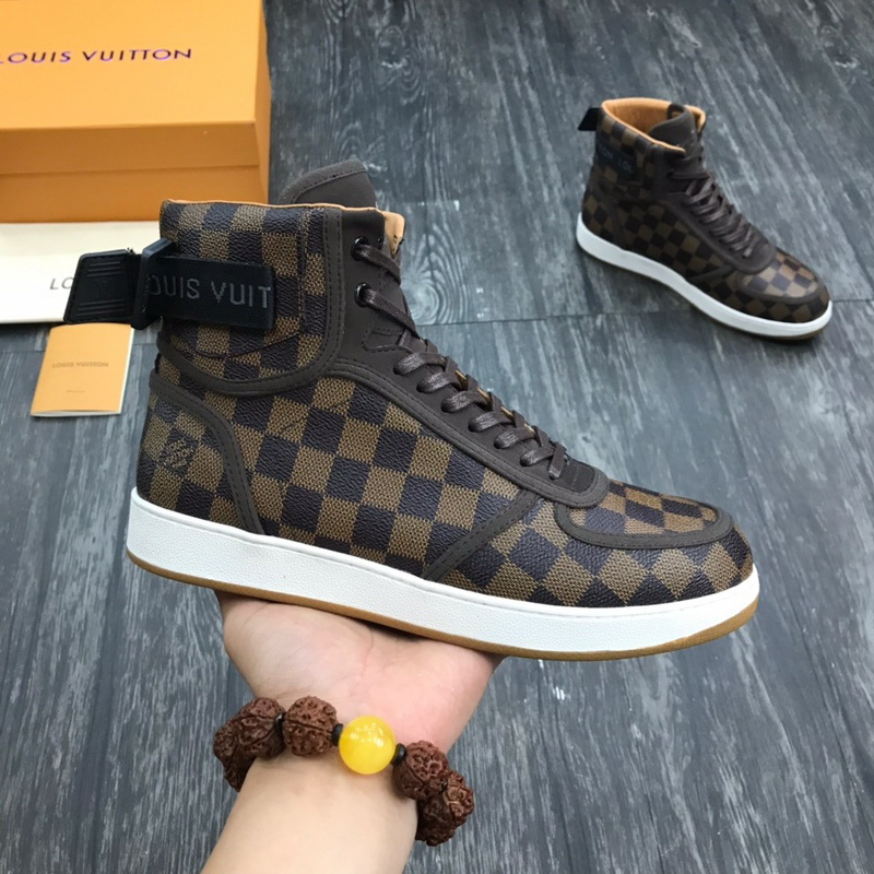 LV Men shoes 1;1 quality-2235