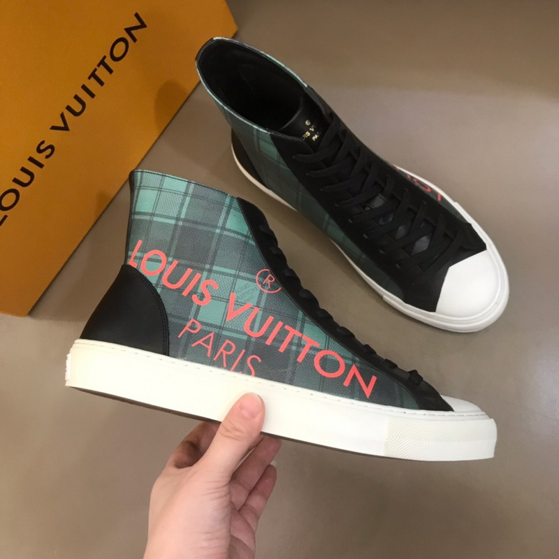 LV Men shoes 1;1 quality-2246