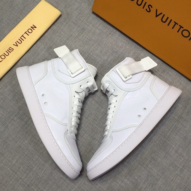 LV Men shoes 1;1 quality-2262