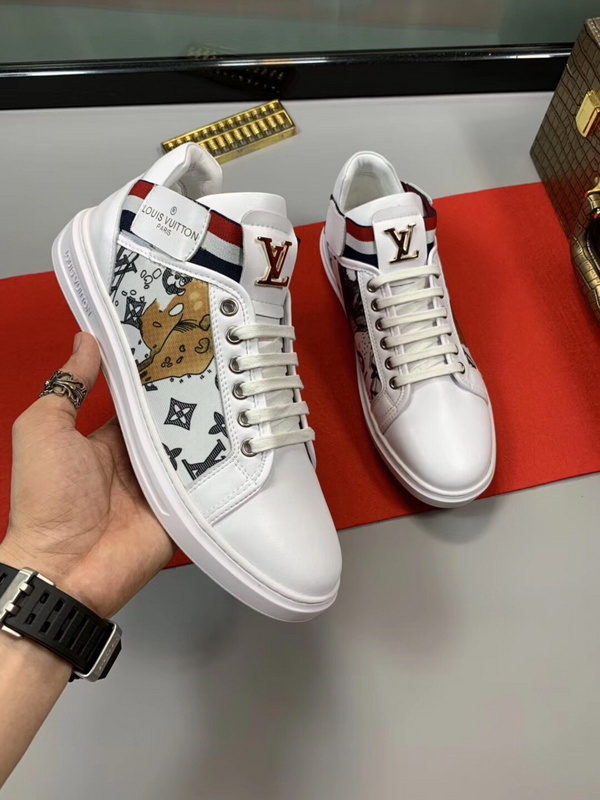 LV Men shoes 1;1 quality-2273