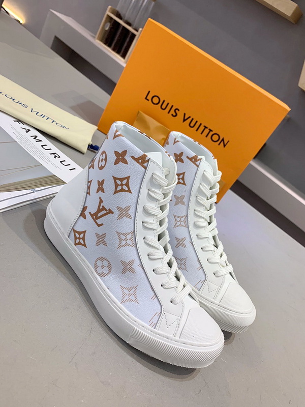 LV Men shoes 1;1 quality-2319