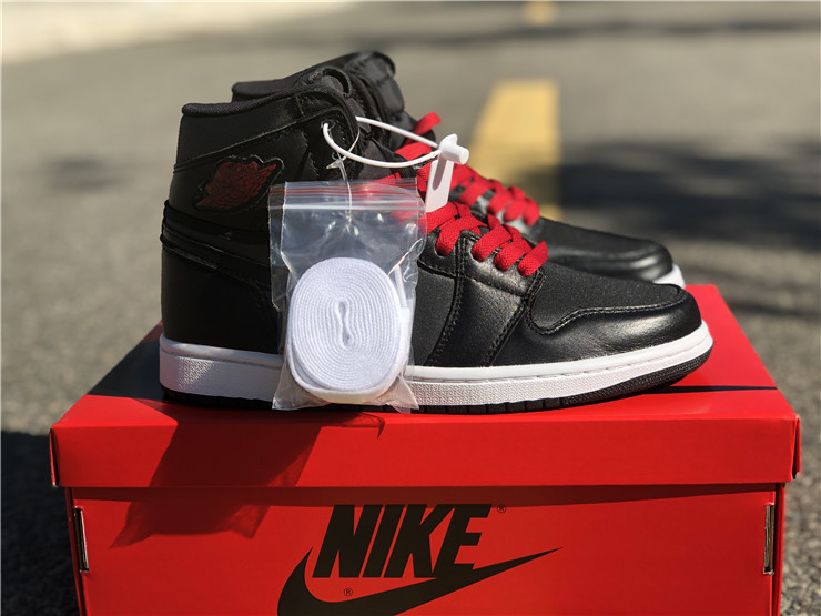 Super Max Perfect Jordan 1 shoes-089