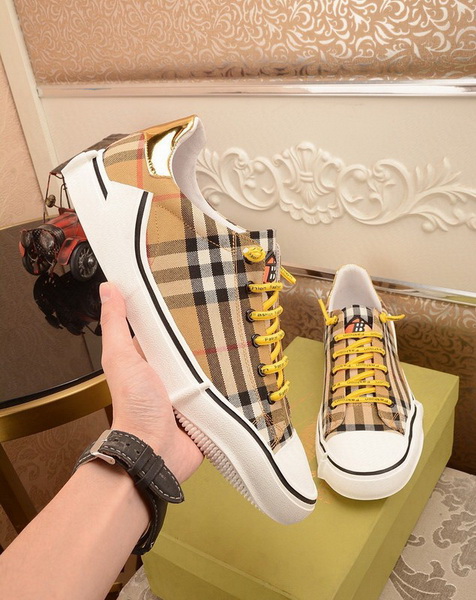 Burberry men shoes 1：1 quality-090