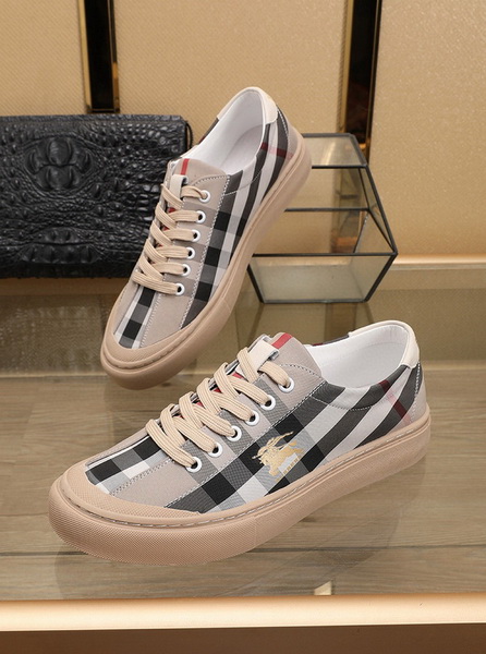 Burberry men shoes 1：1 quality-157