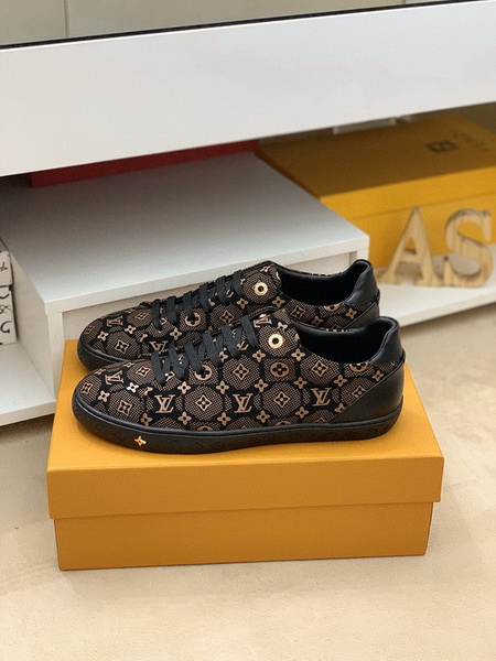 LV Men shoes 1：1 quality-2452