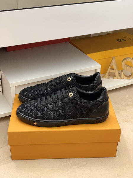 LV Men shoes 1：1 quality-2453