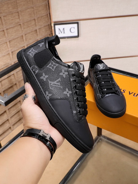 LV Men shoes 1：1 quality-3042