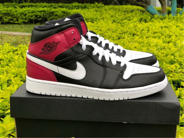 Super Max Perfect Jordan 1 shoes-107