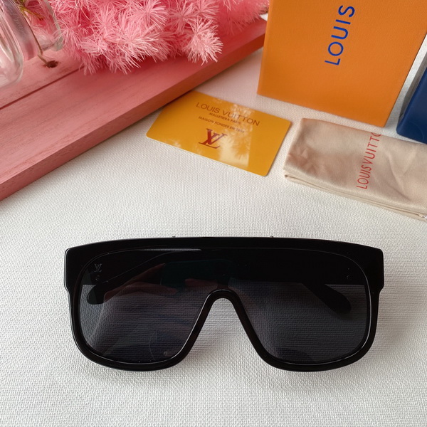 LV Sunglasses AAAA-1319