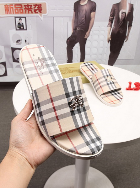 Burberry men slippers AAA-021